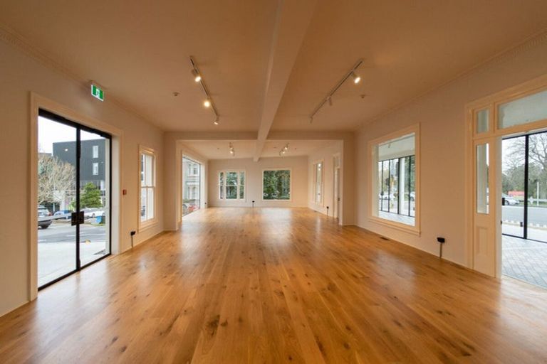 Photo of property in 44 Ponsonby Road, Karori, Wellington, 6012