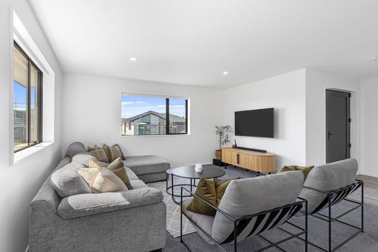 Photo of property in 30 Selfe Crescent, Burwood, Christchurch, 8083