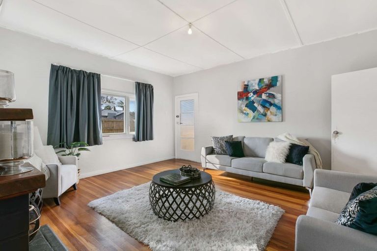 Photo of property in 96 Harris Street, Pukekohe, 2120