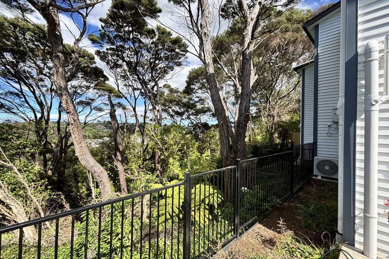 Photo of property in 29c West Harbour Drive, West Harbour, Auckland, 0618