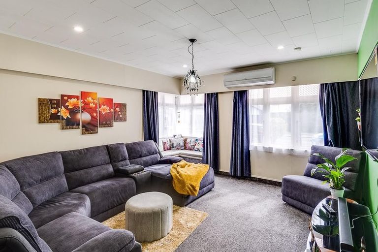 Photo of property in 215 Nottingley Road, Frimley, Hastings, 4120