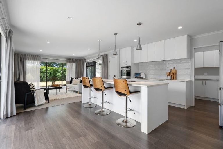 Photo of property in 9 Richards Street, Cambridge, 3434