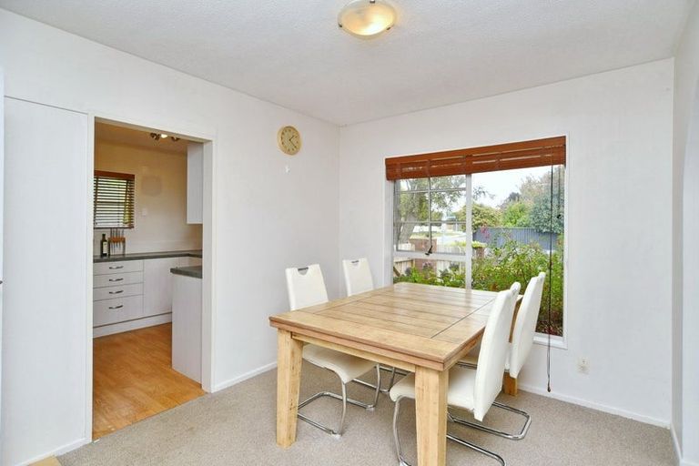 Photo of property in 7 Apsley Drive, Russley, Christchurch, 8042