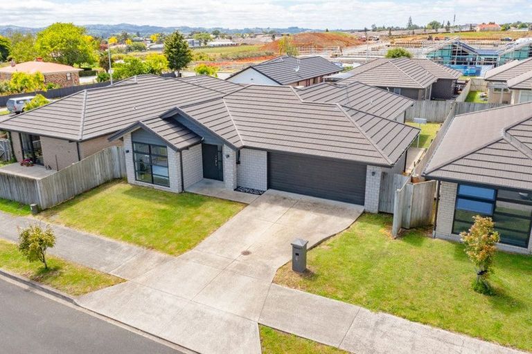 Photo of property in 4 Matawai Puna Drive, Pukekohe, 2120