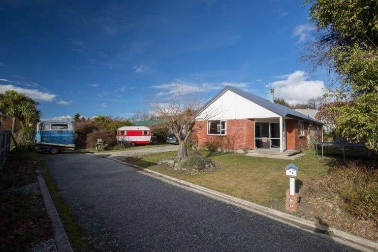 Photo of property in 5a Larch Place, Wanaka, 9305