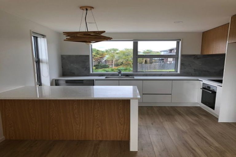Photo of property in 14a La Perouse Street, Botany Downs, Auckland, 2010
