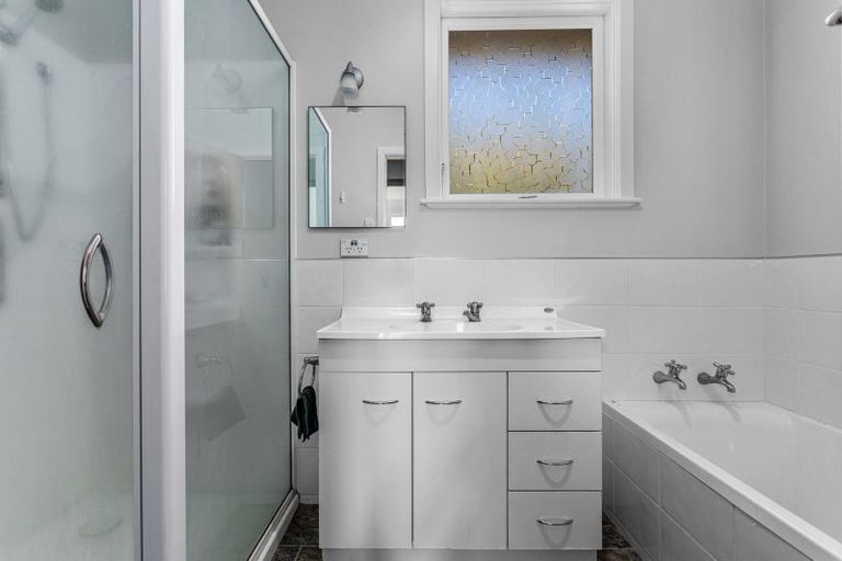 Photo of property in 81 College Road, Edgecumbe, 3120