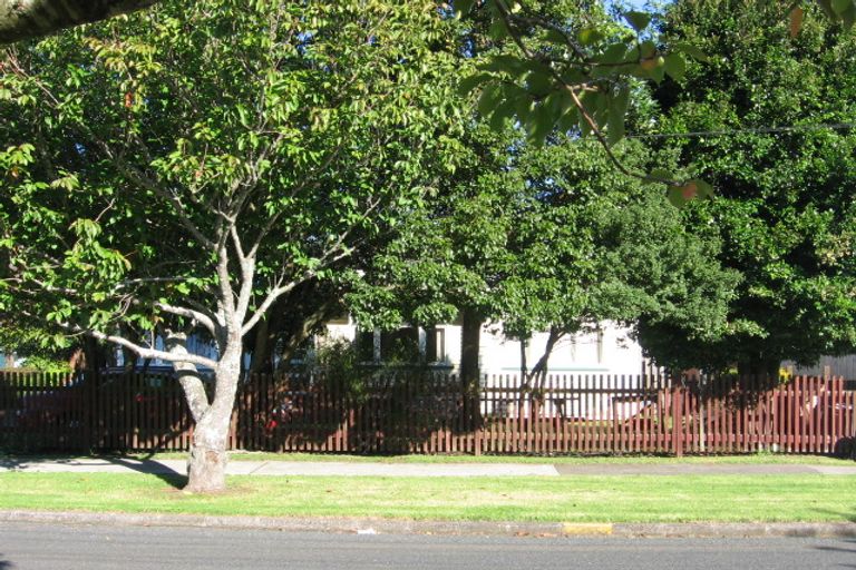 Photo of property in 1/30 Cambridge Terrace, Papatoetoe, Auckland, 2025