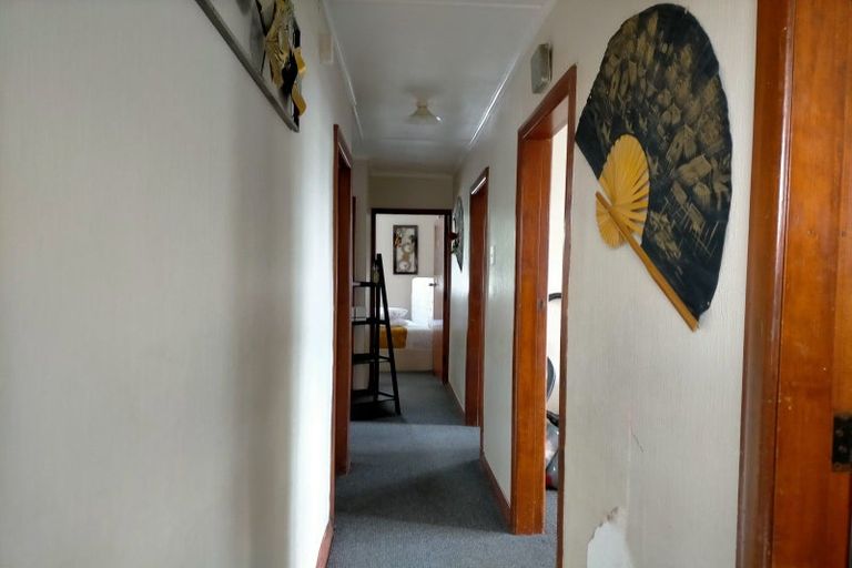 Photo of property in 1 Hartgill Crescent, Dannevirke, 4930