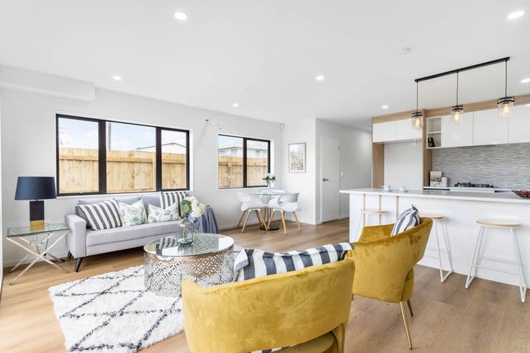 Photo of property in 1d Hollinbrigg Place, Manurewa, Auckland, 2102