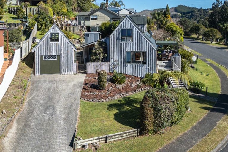 Photo of property in 223 Tukere Drive, Whangamata, 3620