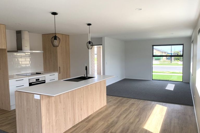 Photo of property in 171 Faringdon Boulevard, Rolleston, 7615