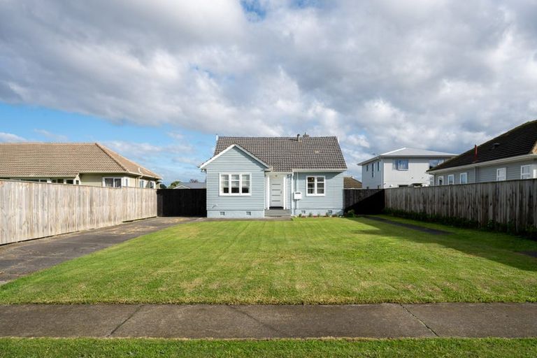 Photo of property in 9 Barker Road, Marewa, Napier, 4110