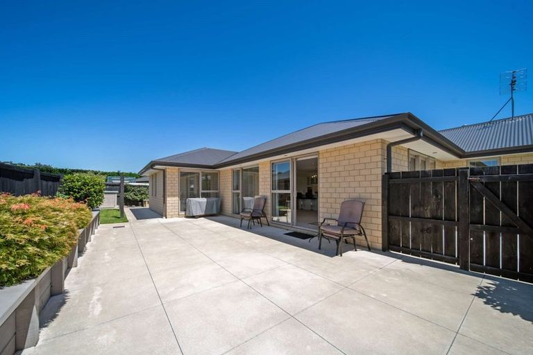 Photo of property in 48 Hagart-alexander Drive, Mosgiel, 9024