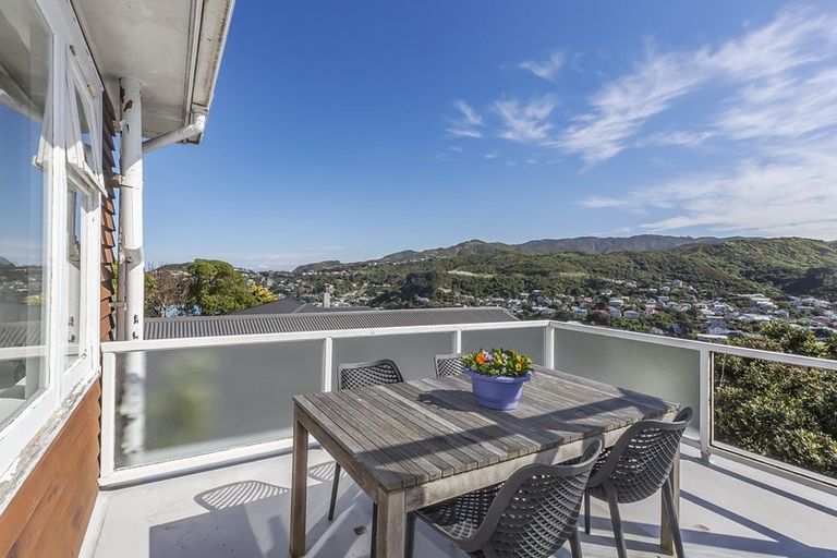 Photo of property in 107 Volga Street, Island Bay, Wellington, 6023