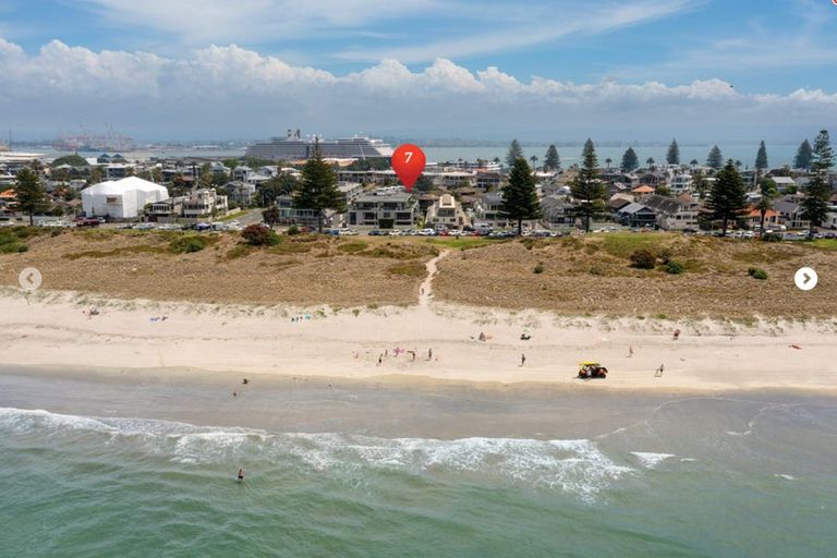 Photo of property in 7/48 Marine Parade, Mount Maunganui, 3116