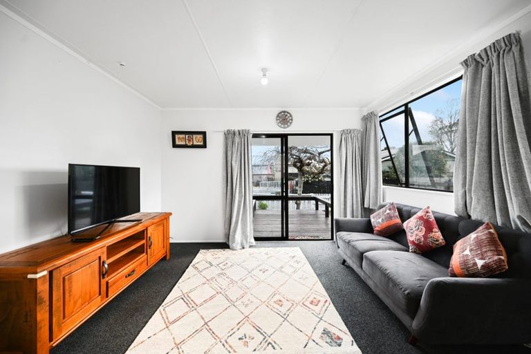 Photo of property in 10b Claude Street, Fairfield, Hamilton, 3214