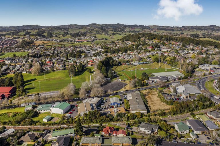 Photo of property in 35a Hall Street, Pukekohe, 2120