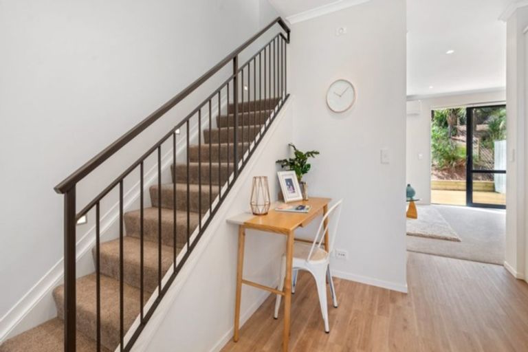 Photo of property in 26 Matairangi Avenue, Totara Heights, Auckland, 2105