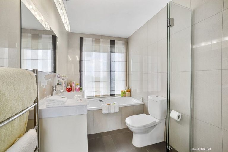 Photo of property in 101 Simla Crescent, Khandallah, Wellington, 6035