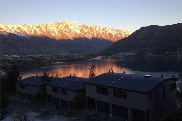 Photo of property in Elkridge Apartments, 17/64 Marina Drive, Frankton, Queenstown, 9300