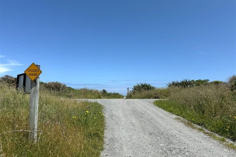 Photo of property in 402 Main Road South, Paroa, Greymouth, 7805