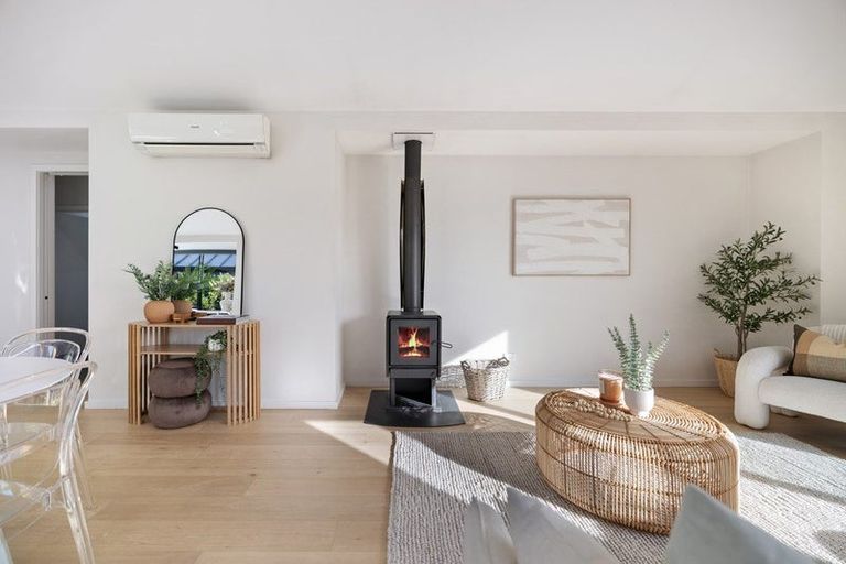 Photo of property in 12 Fife Court, Jacks Point, Queenstown, 9371