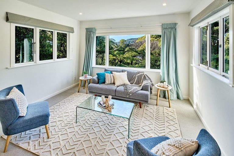 Photo of property in 42 Nottingham Street, Karori, Wellington, 6012