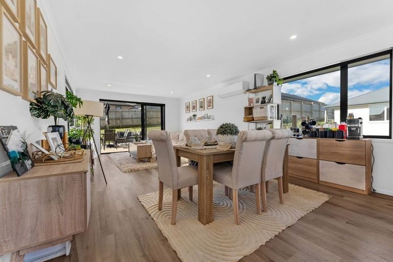 Photo of property in 40 Leathem Crescent, Pokeno, 2402