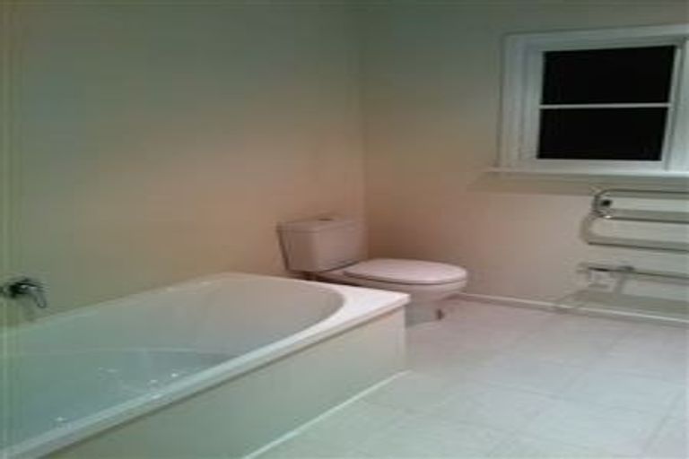 Photo of property in 114 Idris Road, Bryndwr, Christchurch, 8052
