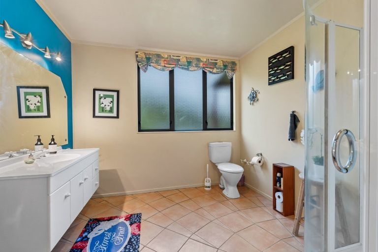 Photo of property in 136 Whakahara Road, Arapohue, Dargaville, 0370