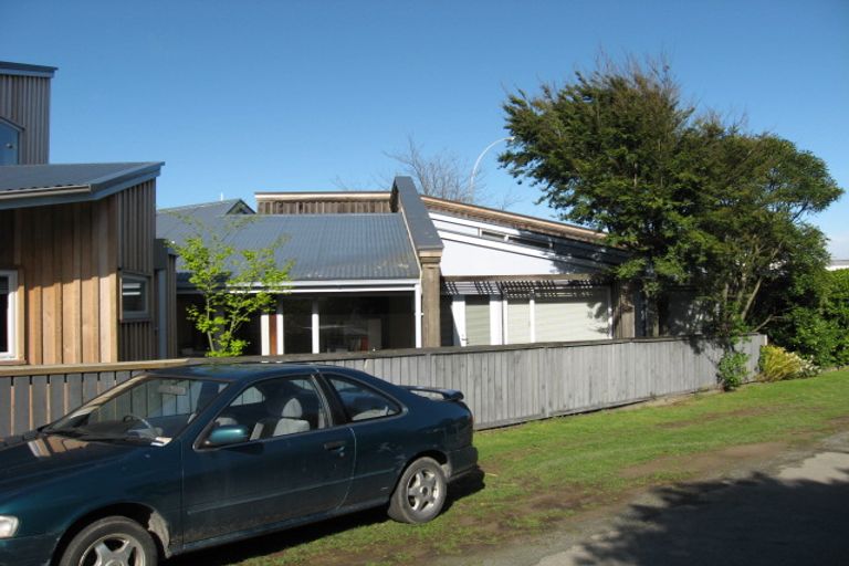 Photo of property in 21 Tahunanui Drive, Tahunanui, Nelson, 7011