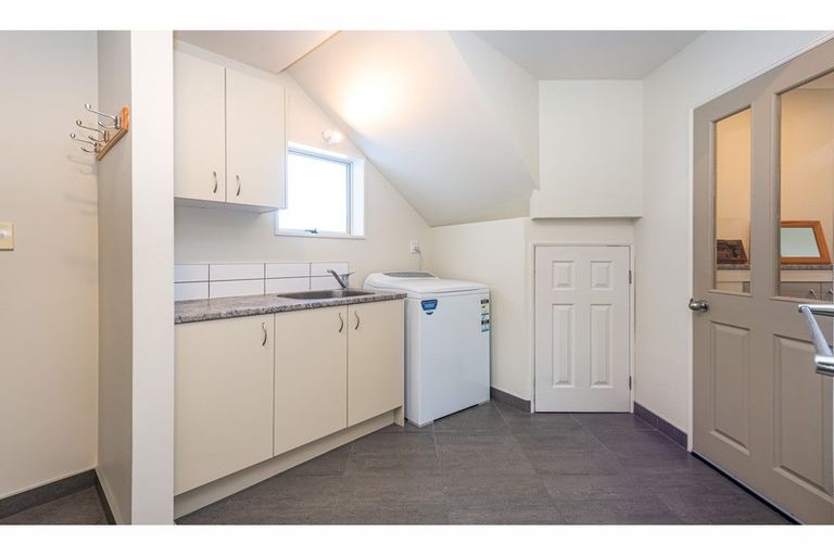 Photo of property in 12 Chilwell Place, Halswell, Christchurch, 8025