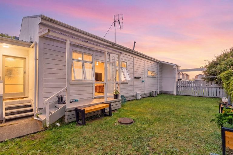 Photo of property in 131 Bath Street, Levin, 5510