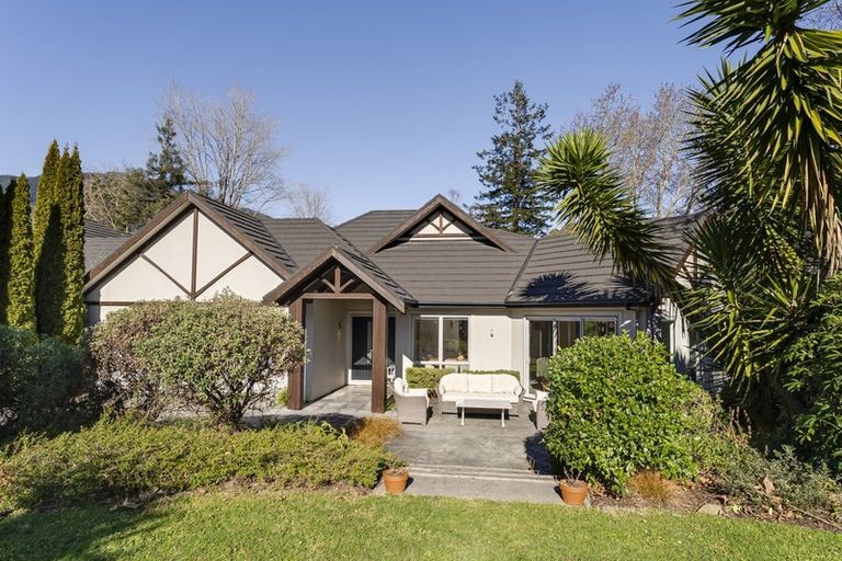 Photo of property in 25 Montebello Avenue, Stoke, Nelson, 7011