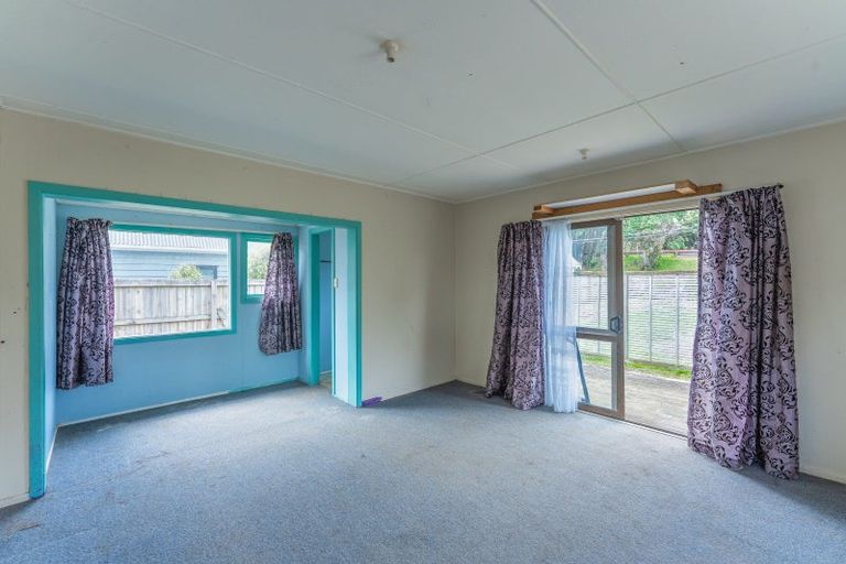 Photo of property in 107 Amohia Street, Paraparaumu, 5032