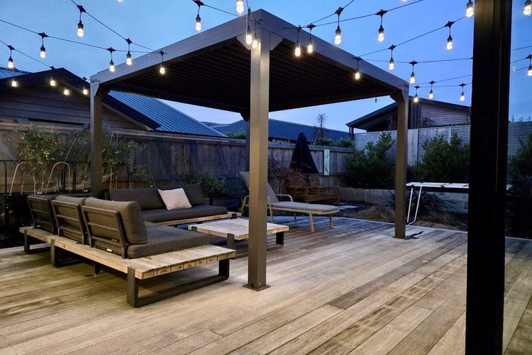 Photo of property in 32 Corriedale Road, Jacks Point, 9371