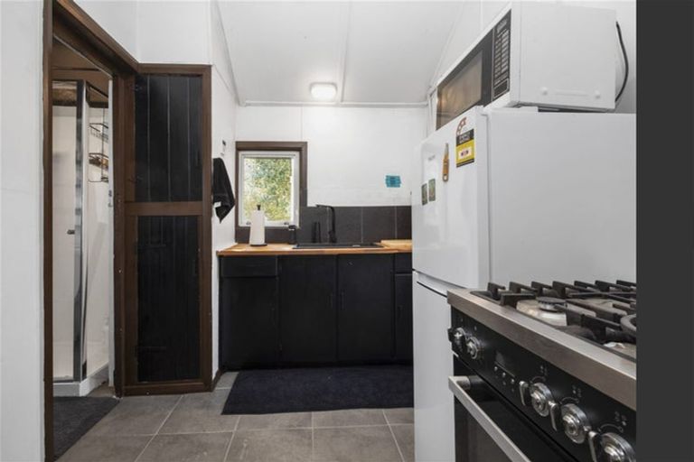 Photo of property in 71 Railway Road, Dalefield, Carterton, 5791