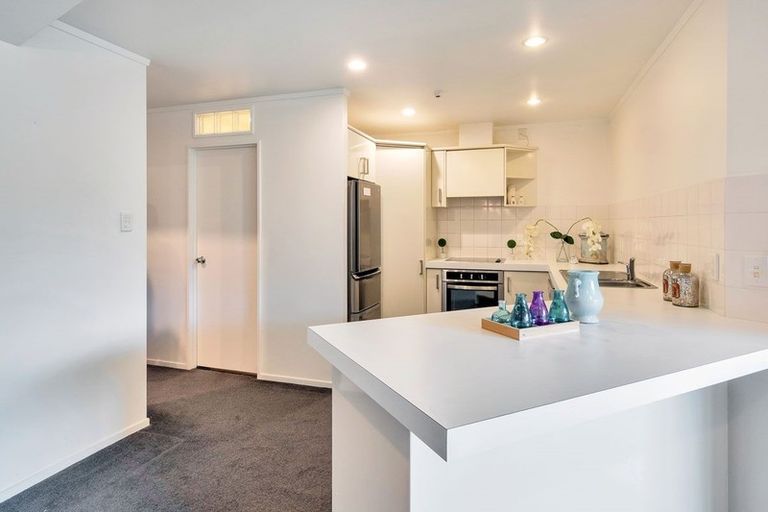 Photo of property in 1 Genesis Place, Flat Bush, Auckland, 2019