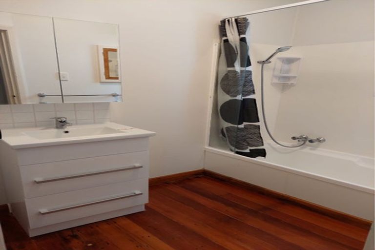 Photo of property in 3 Hindmarsh Street, Johnsonville, Wellington, 6037