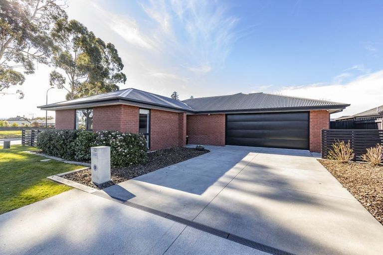 Photo of property in 22 Minerva Crescent, Woodend, 7610