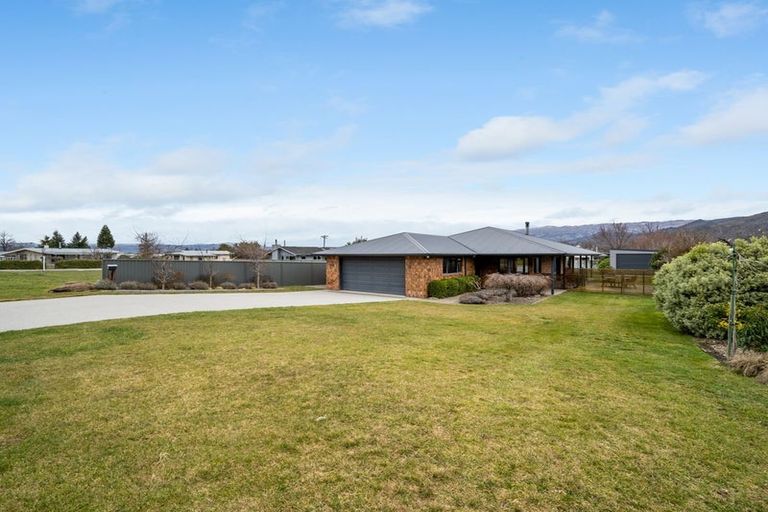 Photo of property in 63 Shields Street, Clyde, 9330