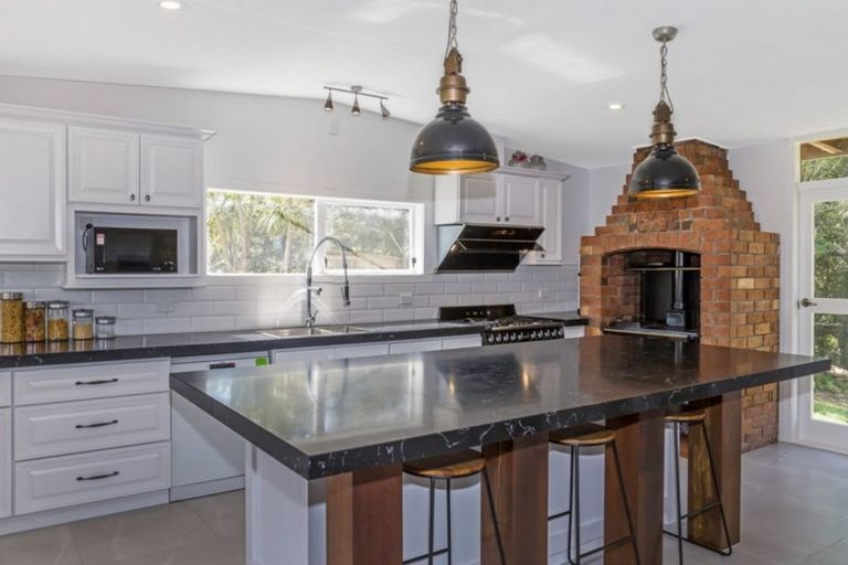 Photo of property in 76 Brookdale Road, Riverhead, Albany, 0793