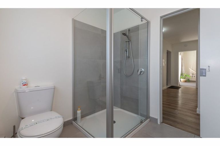 Photo of property in 126 Dyers Pass Road, Cashmere, Christchurch, 8022
