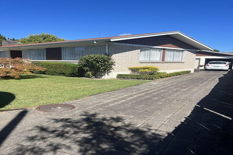 Photo of property in 1 Maple Avenue, Dinsdale, Hamilton, 3204