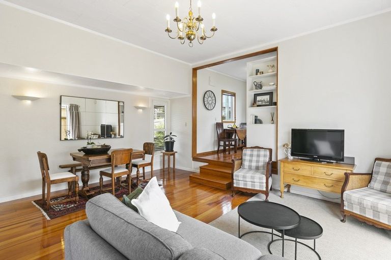 Photo of property in 75 Burgess Road, Johnsonville, Wellington, 6037