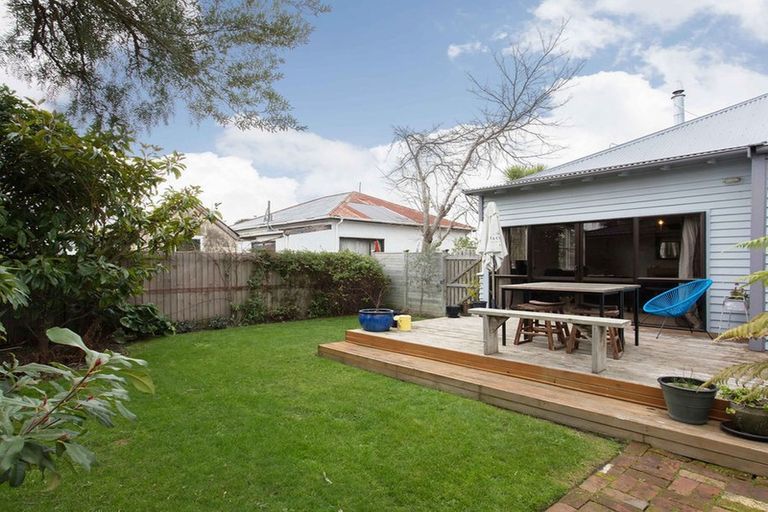 Photo of property in 32 Radley Street, Woolston, Christchurch, 8023