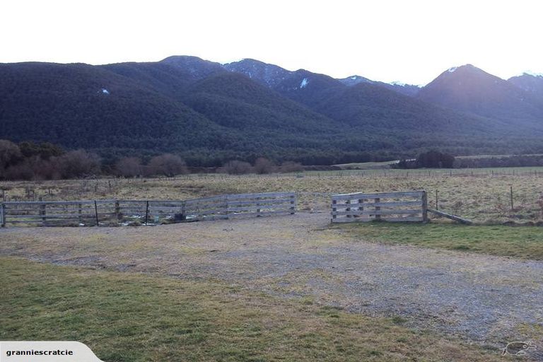 Photo of property in 65 Springs Road, Hornby, Christchurch, 8042