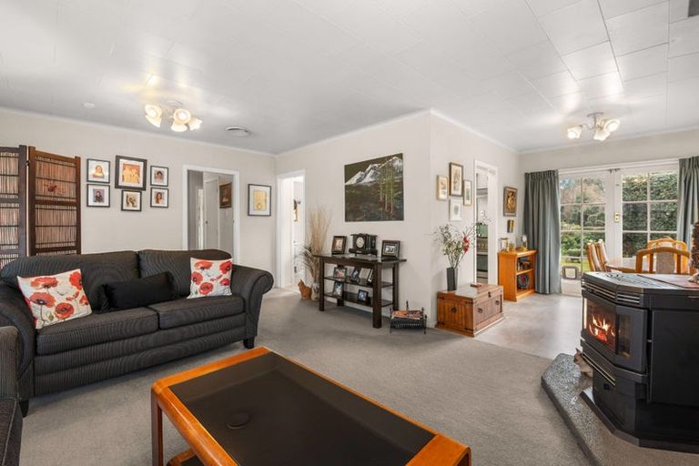 Photo of property in 49 Martin Street, Utuhina, Rotorua, 3015