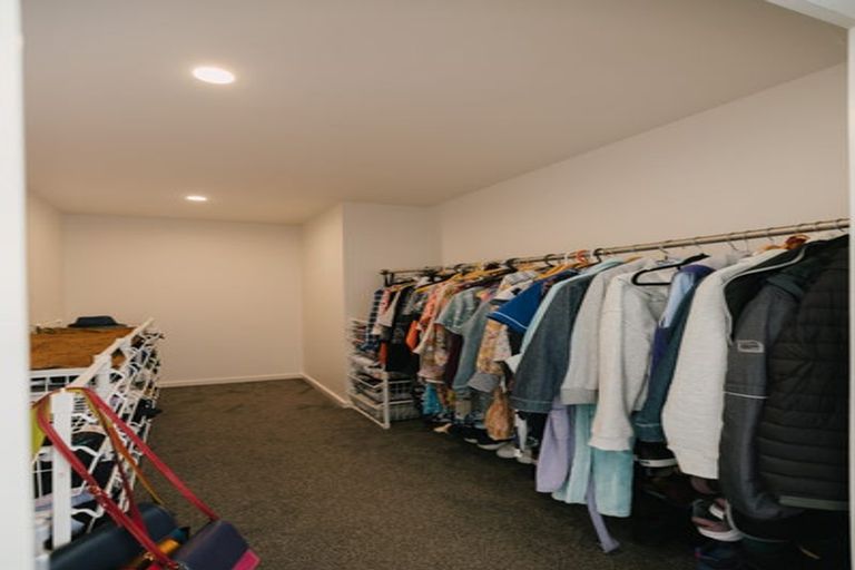 Photo of property in 38a Pohutukawa Drive, Levin, 5571